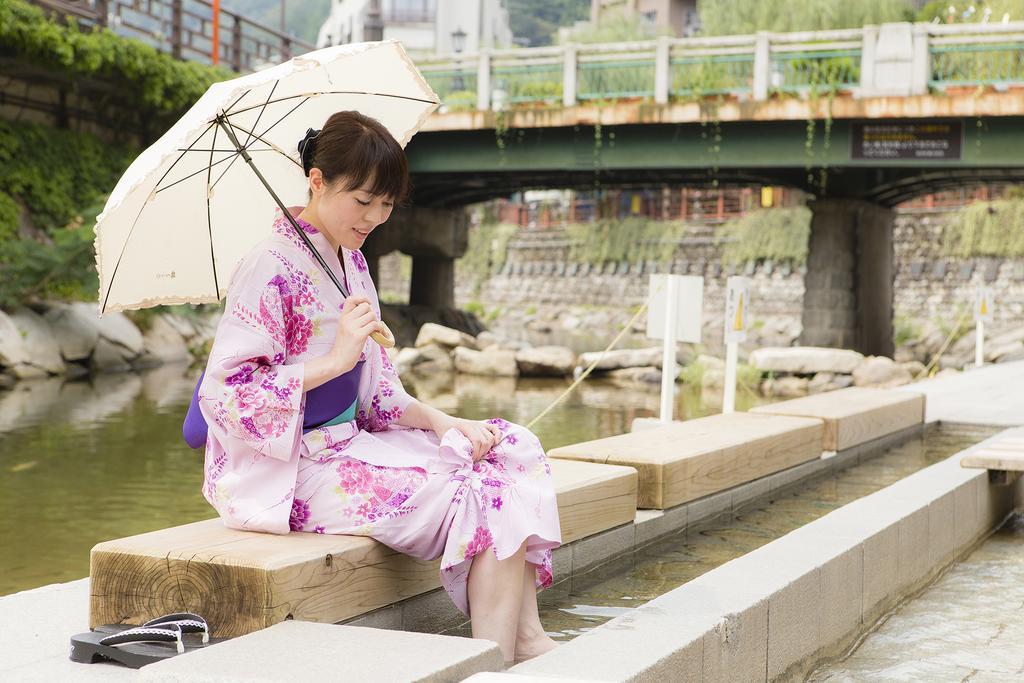 Kasenkyo Izutsuya Hotel Shin'onsen Buitenkant foto